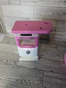2016 Mattel BARBIE FHP57 Bakery Chef Playset Kitchen OVEN ONLY Replacement** - Picture 1 of 4