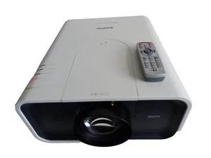 Sanyo PLC-XP100 Projektor 6.500 Lumen + W32 WEITWINKEL 0,8 Objektiv + Fernbedienung & Netzteil - Bild 1 von 21