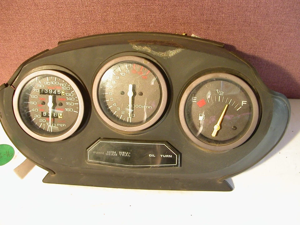 Panel de instrumentos calibre Suzuki 600 Katana GSX600F 1995 Foto 1 de 1