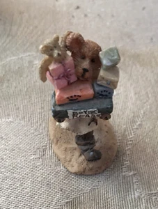 "Estatuilla Boyd's Bears Small Village Ted E Bear con Junior 1,5"" H" - Imagen 1 de 2