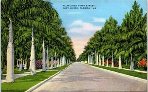 Postal majestuosa Royal Palm forrada First Street, Fort Myers, Florida - Imagen 1 de 2