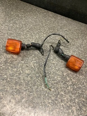 Honda Nighthawk CB 250 CB250 1999 señales de giro intermitentes direccionales 36O Foto 1 de 4