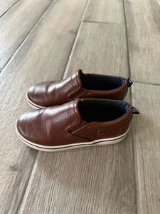 Nautica Boys Brown Slip On Casual Loafer Style Shoes Comfort Size 4 Akeley - Picture 1 of 1
