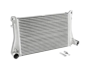 INTEGRATED ENGINEERING FDS INTERCOOLER SUIT Audi S3 8V - Picture 1 of 10
