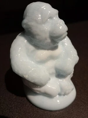 Vintage Boyd Art Glass "Sonny" The Gorilla In Alpine Blue Colour 55mm H X 40mm D - image 1 of 4