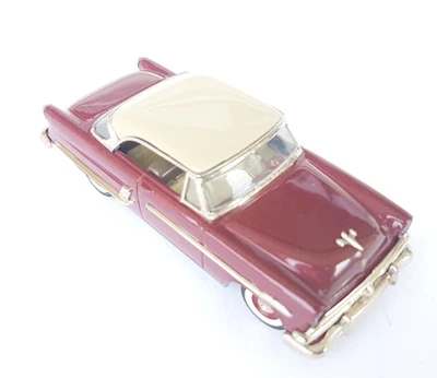 Collectors Classics Ford Sunliner 1953  1:43 - Bild 1 von 3