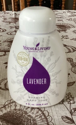 Jabón de manos espumoso de lavanda Young Living Essential Oils 8 oz ¡NUEVO Y SELLADO! Foto 1 de 2