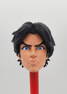 Голова Аниссы Marvel Legends Custom Invincible Viltrumite масштаб 1:12 раскрашенная - Изображение 1 из 3