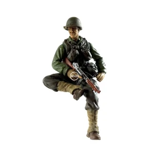 1:32 Unimax Toys Forces of Valor WWII US Army Sherman Tank Riding Soldier Figure - Picture 1 of 3