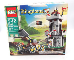 LEGO Castle Kingdoms Outpost Attack 7948 Sealed Box