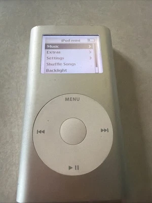 Apple iPod Mini 1st Generation Silver (128 GB) New Battery, Flash Mod - Image 1 of 4