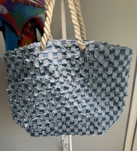Beach Tote - Picture 1 of 6