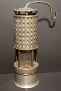 Vintage KOEHLER MFG PERMISSIBLE COAL MINERS SAFETY LAMP NO. 203 Early 1900s - Picture 1 of 17