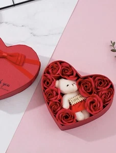 Confezione Regalo Romantica Rose Rosse Peluche Orso Ti Amo Anniversario Regalo San Valentino - Foto 1 di 5