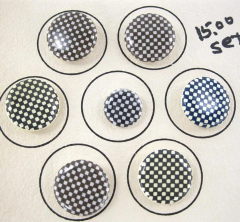 Vintage Set of 7 Black & White Small Pattern Checkered Plastic Buttons 3/4" 1/2" Cover