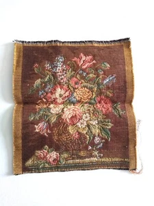 Small Silvania Tapestry Floral Design Italian cotton 23 x 20 - Picture 1 of 3