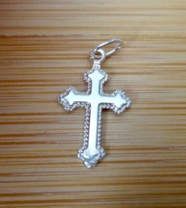 Sterling Silver Tiny 9x16mm Trefoil Baby Child Cross Charm - Picture 1 of 3