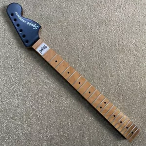 Fender Squire ST Collo Chitarra Elettrica Doppio Shake Griglia Legno Acero - Foto 1 di 11