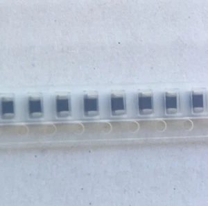 MURATA BLM31PG121 FERRITE BEADS (100 PCS) - Picture 1 of 2