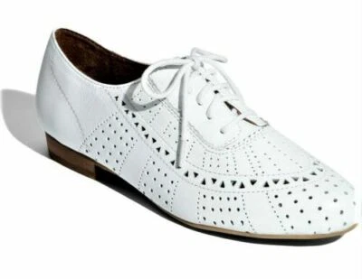 JEFFREY CAMPBELL Miller Oxfords White Lace Up Flat Shoes.Sz 9.Mint.$160 - Image 1 of 2