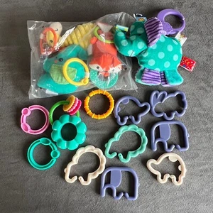 Menge Kunststoff Baby Beißring Infantigo Tier Links Blau-Box Taggies - Bild 1 von 9