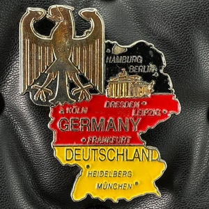 GERMANY🇩🇪METAL FRIDGE MAGNET✅COUNTRY MAP WITH EAGLE FLAG TOURISTIC SOUVENIR🎗 - Picture 1 of 3