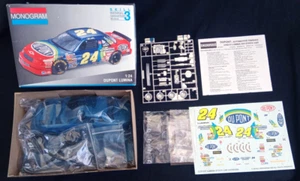 Dupont Lumina 1/24 Monogram 2441 - Bild 1 von 1