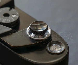 NANIGASHI Shutter Release Button BRASS BLACK PAINT 黒塗 'SMALL' Japan Made #024298 - Picture 1 of 6