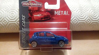 MAJORETTE - RENAULT CLIO SPORT  BLUE  BAD BLISTER   1/64 APROX. *NEW* - Image 1 of 3