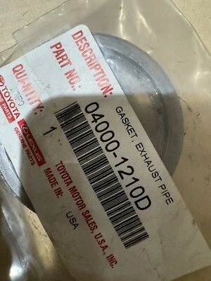 TOYOTA | EXHAUST PIPE GASKET ✪NEW✪ 17451-0D140 / 04000-1210D - Image 1 of 3