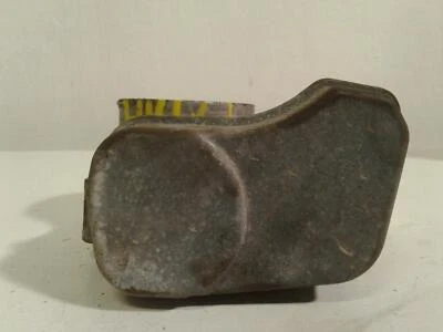 Used Fuel Injection Throttle Body fits: 2003 Saturn Vue Throttle Valve Assembly - Image 1 of 4