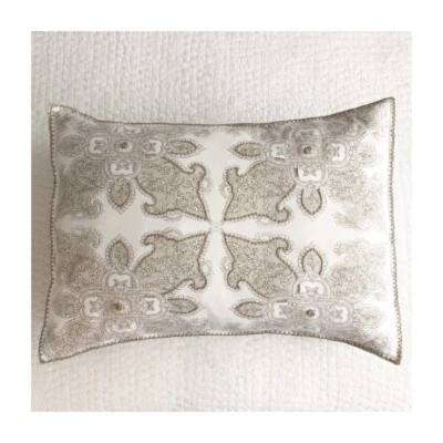 2 Pottery Barn MEDALLION Embroidered STANDARD Pillow Shams natural Paisley linen - Image 1 of 4