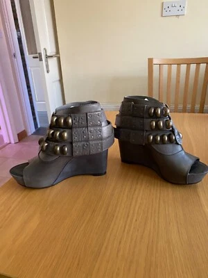 Diesel Zapatos Cuña Cuero Negro Dorado Talla EU39 Foto 1 de 4