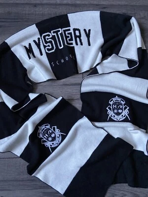 MSFTSREP CREST LOGO MYSTERY SCHOOL SCARF RETAIL £115 MADE IN ITALY BNWT - Image 1 of 4