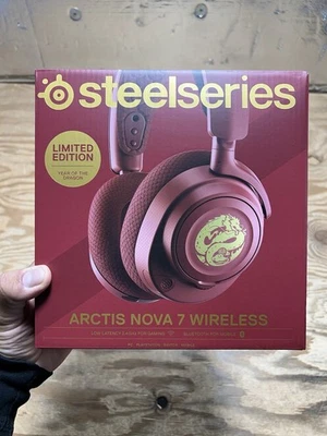 Auriculares inalámbricos multiplataforma SteelSeries Arctis Nova 7 edición Dragon Foto 1 de 4