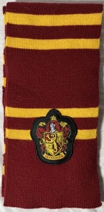 Harry Potter Gryffindor Scarf Maroon / yellow striped with patch - Picture 1 of 4