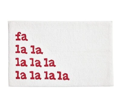 Tapete de banho Pottery Barn Falala 21 x 34 branco e vermelho Natal NOVO - Imagem 1 de 4