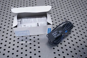 Omron E3X-NA11 2M Photoelectric Sensors 12-24VDC Amplifier Unit, Fiber optic - Picture 1 of 5