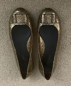 Beautiful Jimmy Choo Gold Glitter Flats w/Bow Size US 6 Excellent Condition