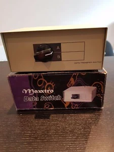 MAXXTRO Data Transfer Switch for VGA-KEYBOARD-MOUSSE - Picture 1 of 3