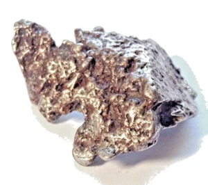 GENUINE CAMPO DE CIELO METEORITE PIECE - 3.6 x 3.1 x 1.5 cms 21.75 gms #B - Foto 1 di 7