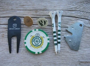 Vintage Golfing Memorabilia Lot Golf Ball Markers Tees Poker Chip Country Clubs - Picture 1 of 4