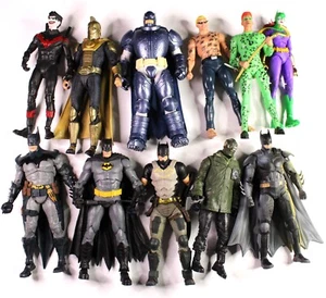 McFarlane Toys DC Multiverse Actionfiguren (Wählen Sie Ihre Figur) - Bild 1 von 24
