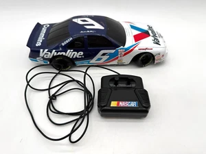 Vintage 1997 Toy Biz NASCAR Mark Martin Remote Control Car 1:18 Scale SEE VIDEO! - Picture 1 of 9