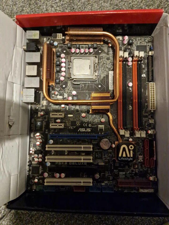 Asus P5k3 Deluxe - Image 1 of 1