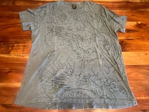 Vintage Lucky Brand Ed Hardy Style Size 2XL Dragon Gray T Shirt Y2K AOP - Afbeelding 1 van 5