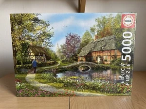 Educa Puzzle Meadow Cottages Jigsaw Puzzle 5000 Pieces Brand New & Sealed - Picture 1 of 7