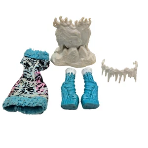 Monster High Abbey Bominable Art Class Dress Shoes Belt Ice Sculpture Accessorie - Picture 1 of 12
