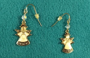 OHRRINGE goldfarben und Mondstein Engel durchbohrt, 90’er Jahre. KC Mark - Bild 1 von 5