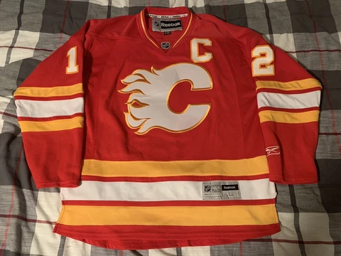 Reebok Calgary Flames Jarome Iginla Hockey Jersey Size Large Cover